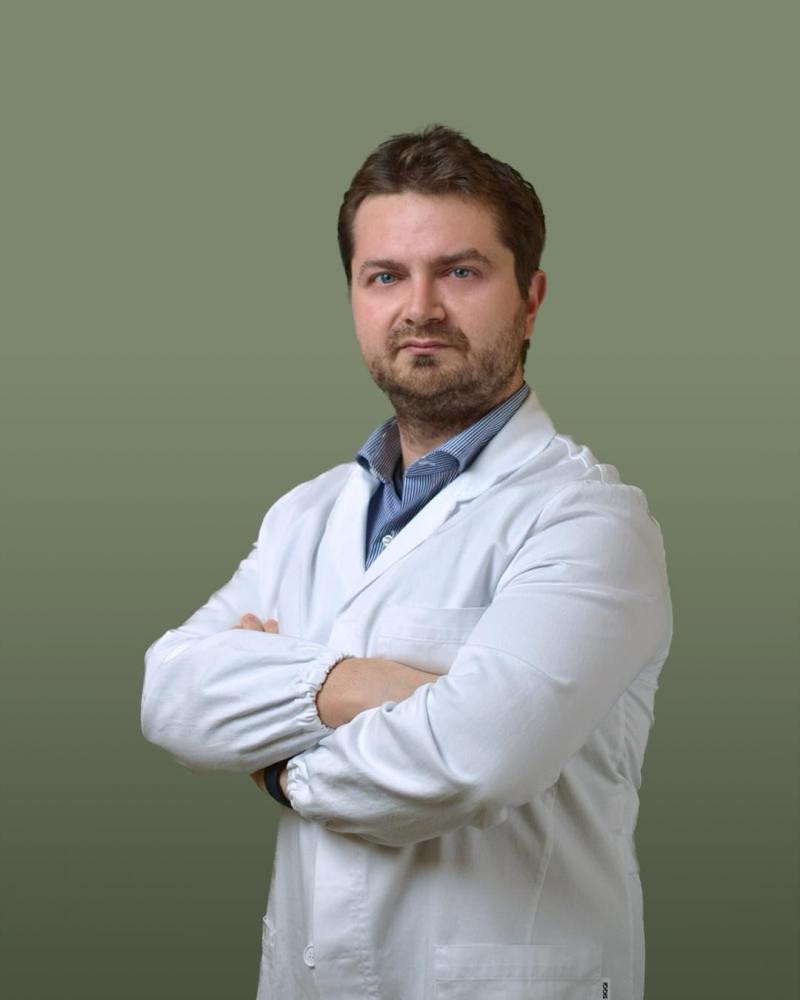 Dr. Alfonso SENATORE